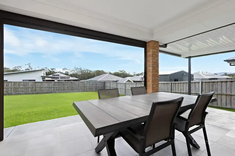 28 Harrow Circuit
