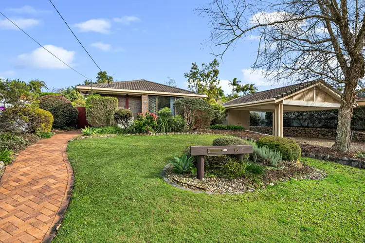 13 Kingfisher Street