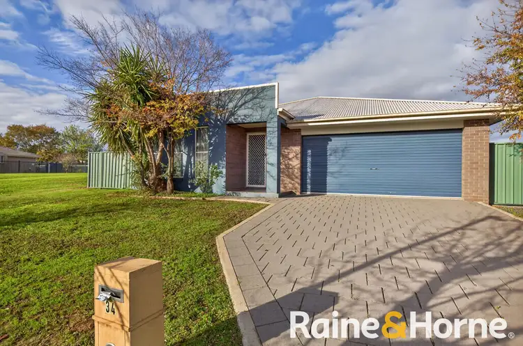 34 Dalbeattie Crescent