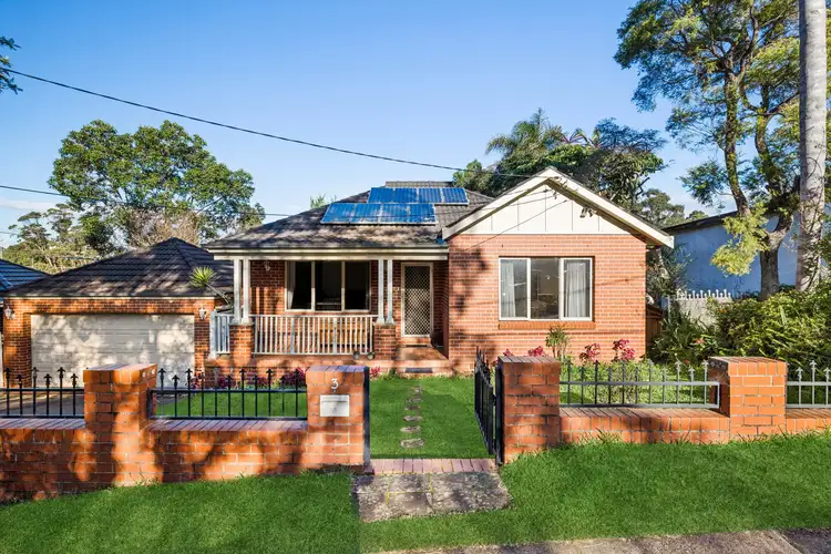 3 Eastwood Avenue