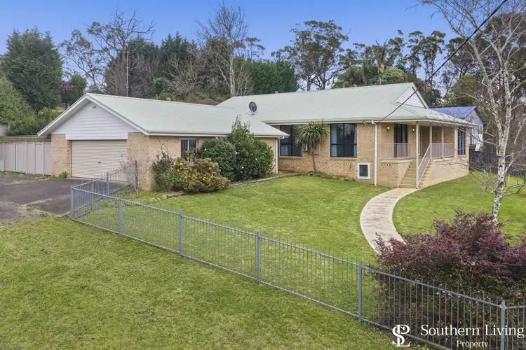 15 Wyong Street