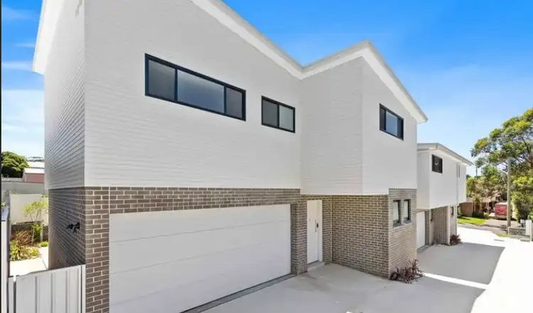 7 Kingsley Avenue