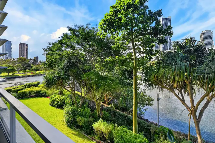 33 T E Peters Drive