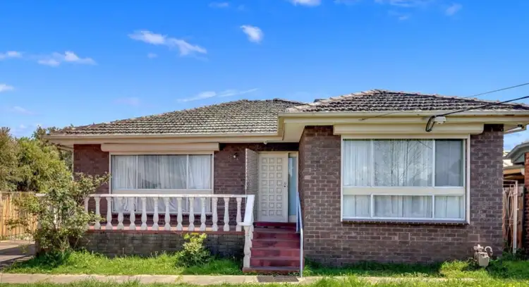 1 huntingdale court