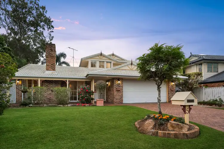 5 Bracknell Place
