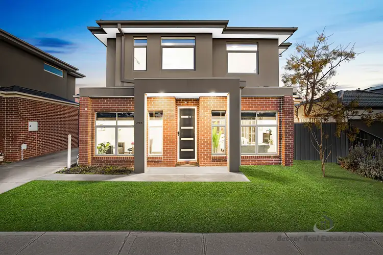 23 Larissa Street