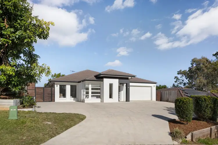 52 Paperbark Circuit