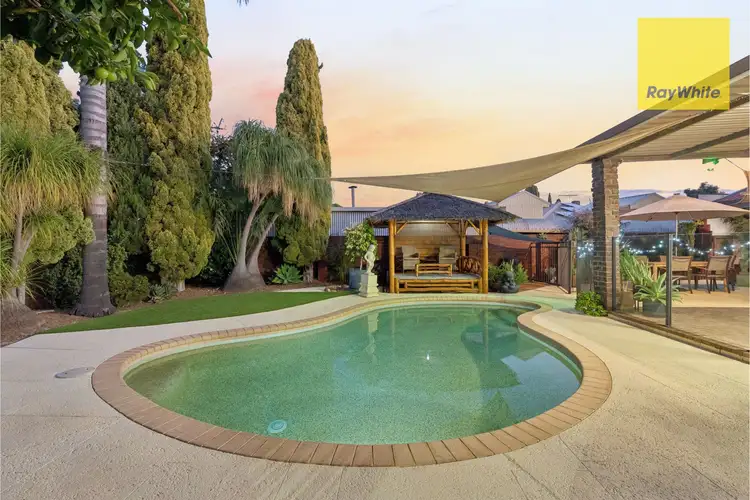 18 Winston Crescent
