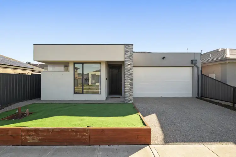 16 Thunder Drive