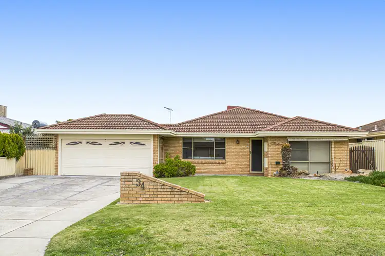 34 Knightsbridge Way