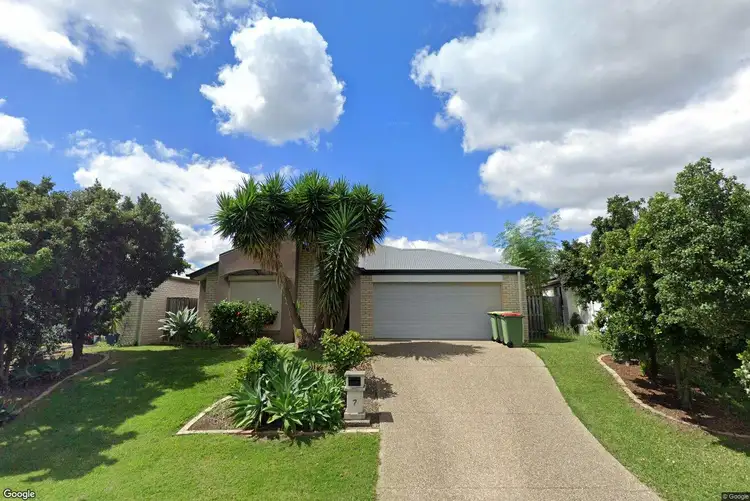 7 Rogers Way