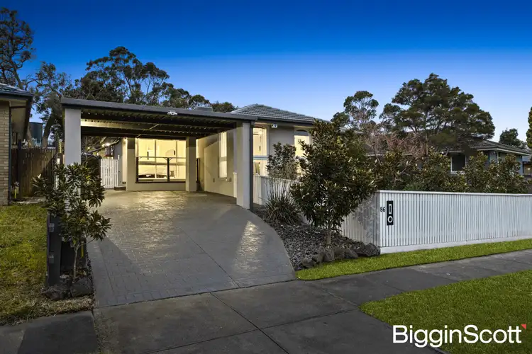 86 Lipton Drive