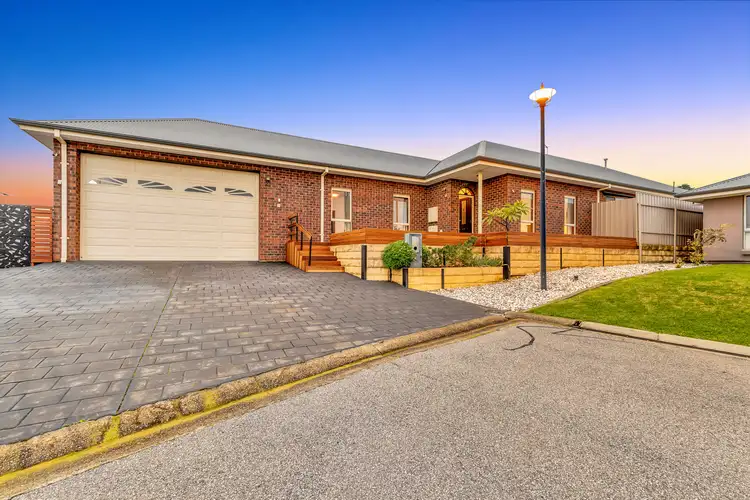 5 Surrey Court