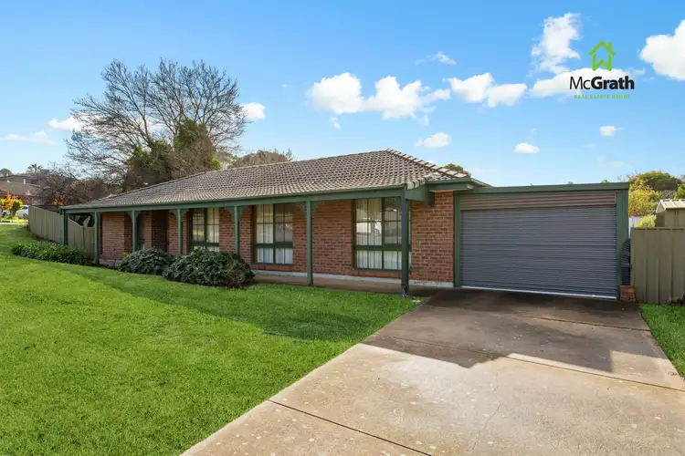 2 Heysen Drive