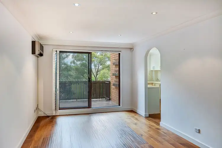 35-39 Fontenoy Road