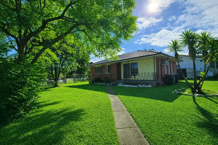 22 Tangaloa Crescent