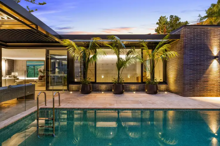 20 Forest Knoll Avenue
