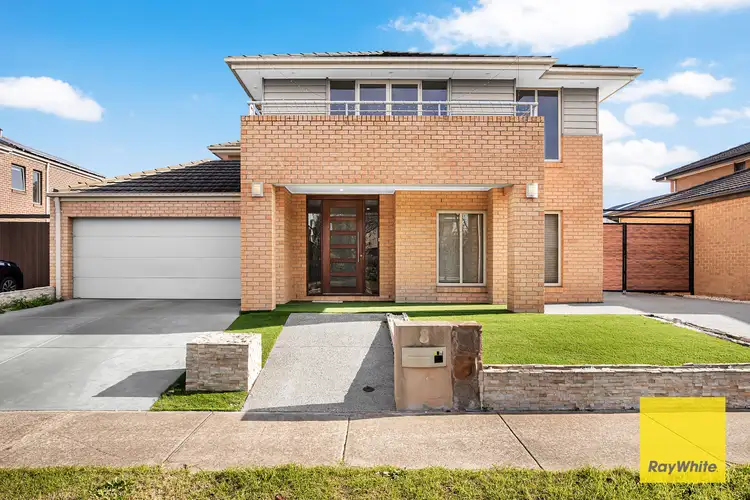 8 Kingsford Drive