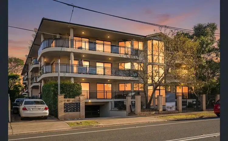 82-84 Beaconsfield Street