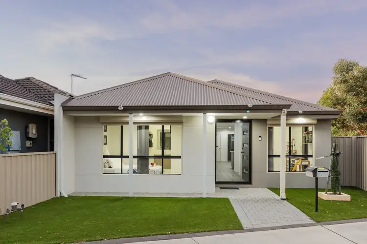2 Granfell Way