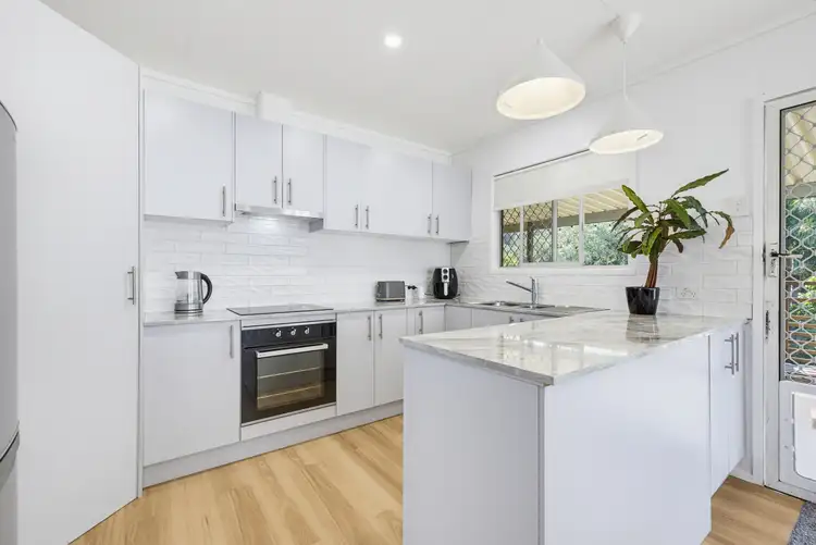 3 Highview Avenue