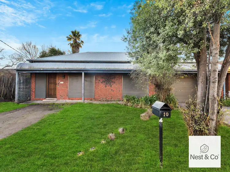 10 Crockett Avenue