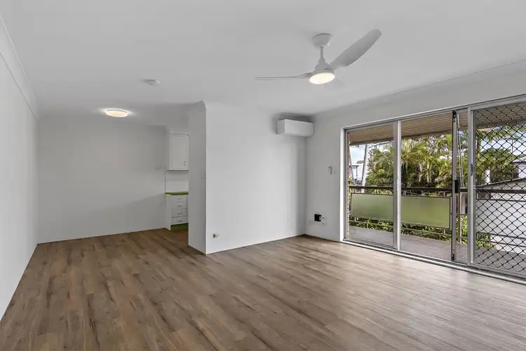 40 Dunellan Street