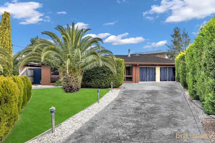 8 Lindfield Court