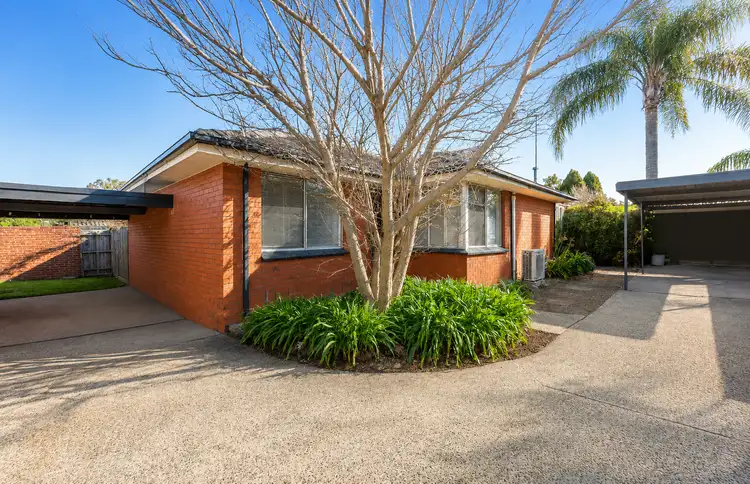 63 Golf Links Avenue