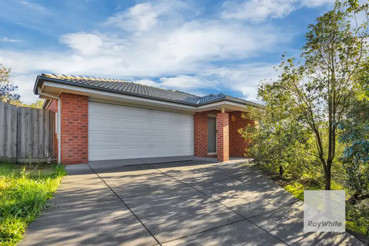 6 Cannington Grove