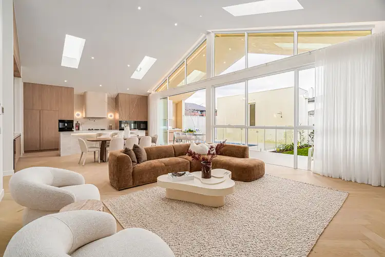 6 Liverpool Street