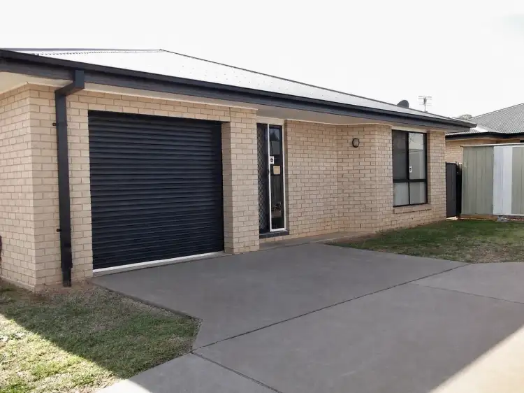 28 Cunningham Street