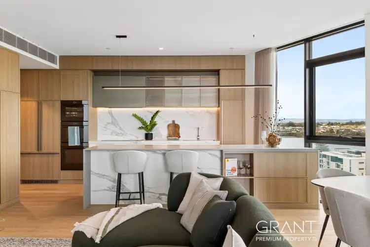 18 Ogilvie Road