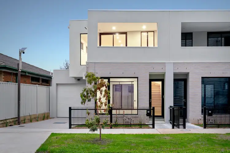 25 Paringa Road