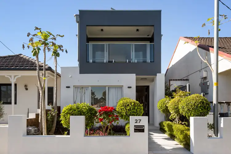 27 Flood Street