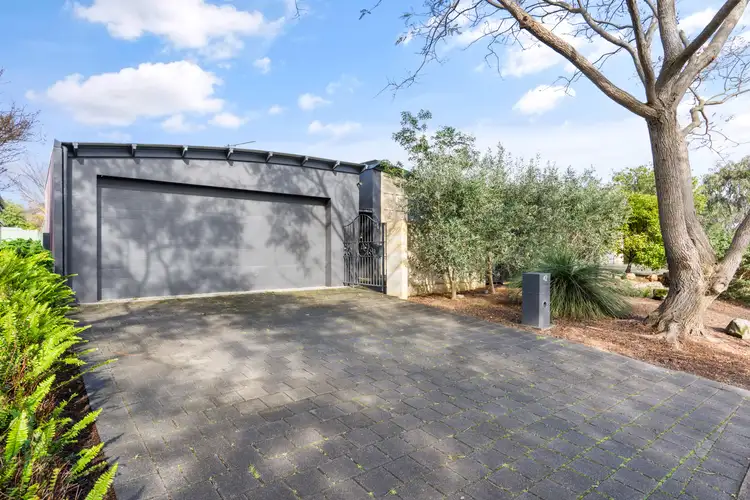 42 Bottlebrush Drive