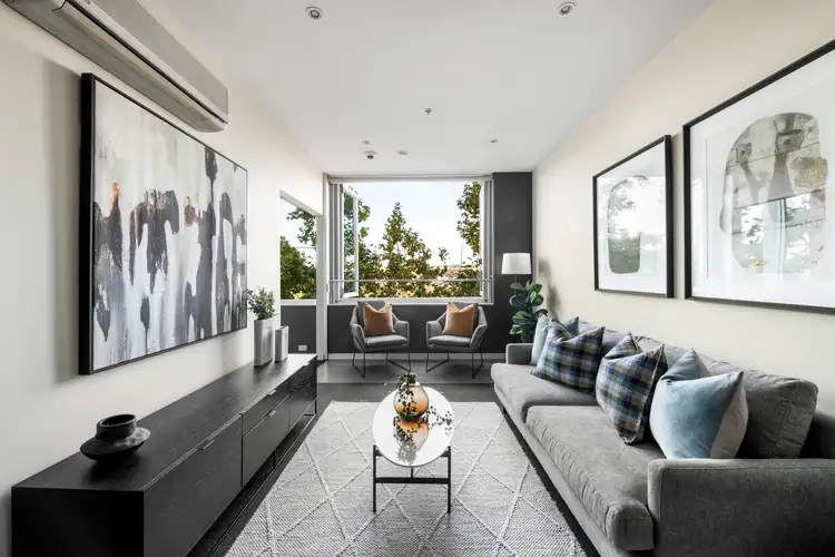 166 Wellington Parade