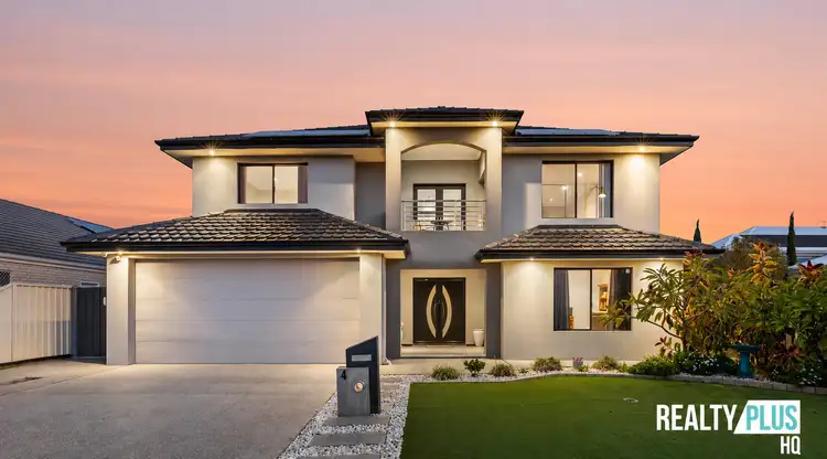4 Sandford Avenue
