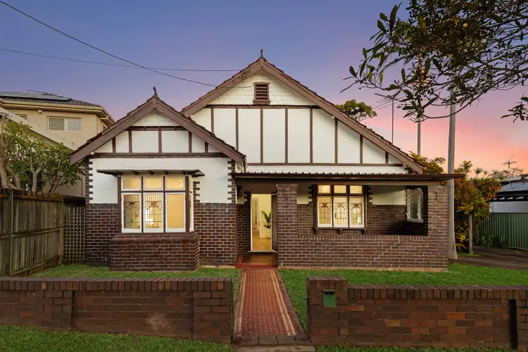 4 Colvin Avenue