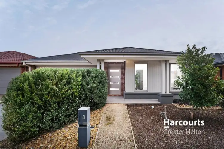 8 Baron Road