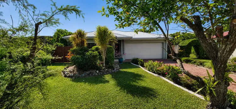 32 Riflebird Crescent