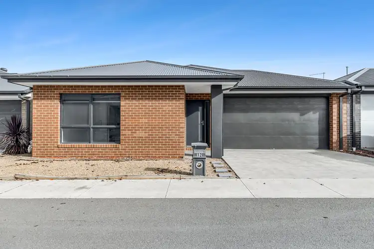 12 Grace Street