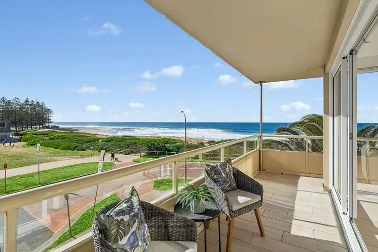 18 Surfview Road