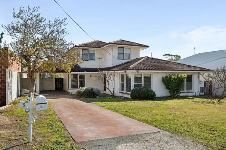 5 Brabant Way