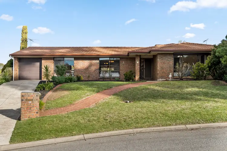3 Old Tawny Close