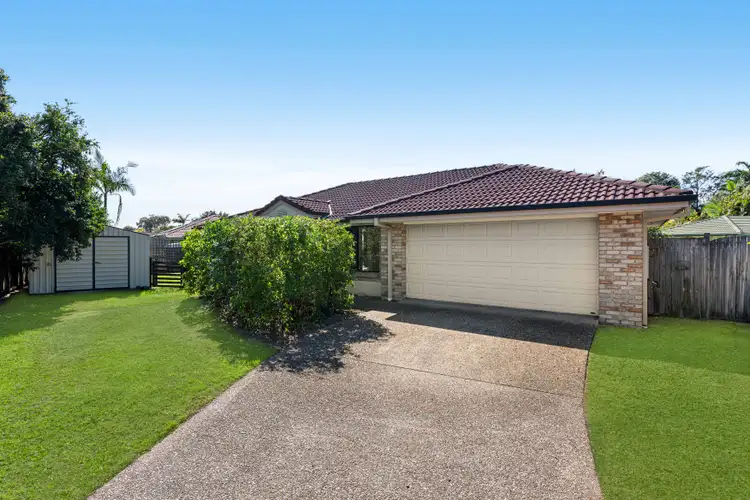 6 Pinewood Street