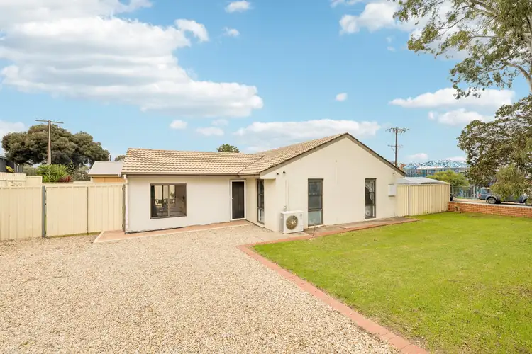 1 Scottsglade Road