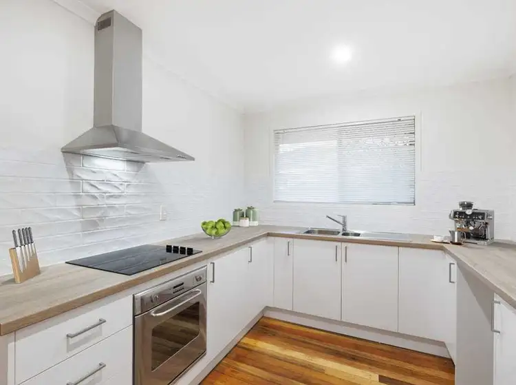 5 Arkins Court