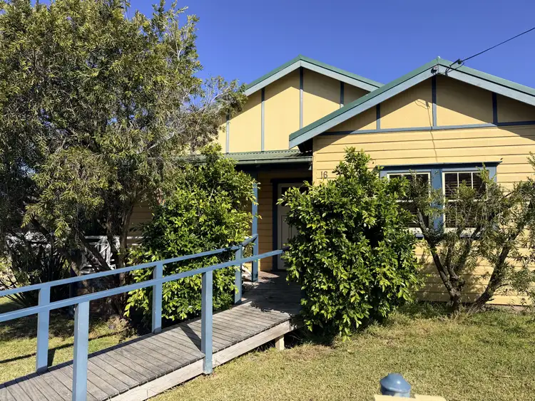 16 Cambewarra Road