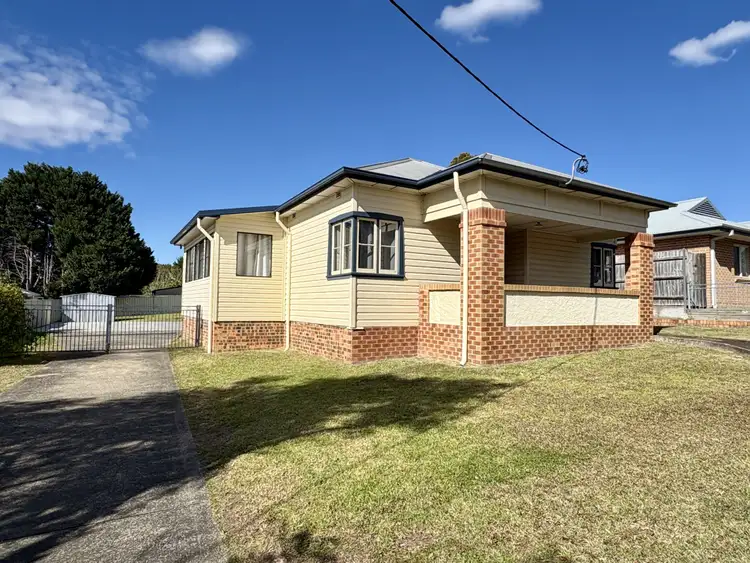 184 Kinghorne Street